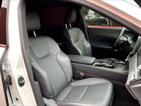 Used 2025 Lexus RX 350h w/ Convenience Package AWD/4WD image 8