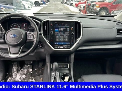 Used 2023 Subaru Ascent Premium w/ Convenience Package image 4
