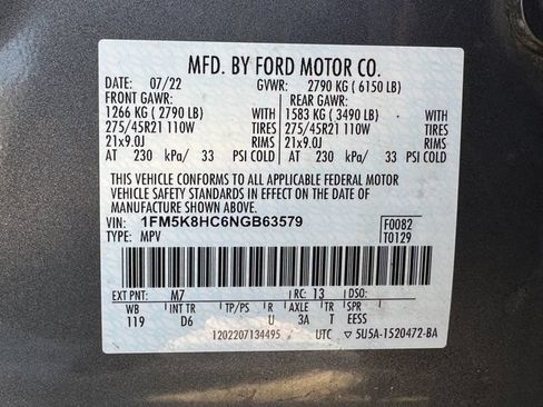 Used 2022 Ford Explorer Platinum w/ Equipment Group 601A AWD/4WD image 32