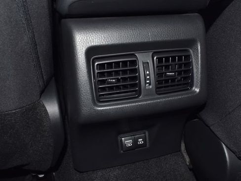 Used 2025 Toyota Camry LE FWD image 30