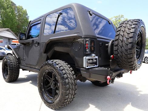 Used 2014 Jeep Wrangler Sport AWD/4WD image 4