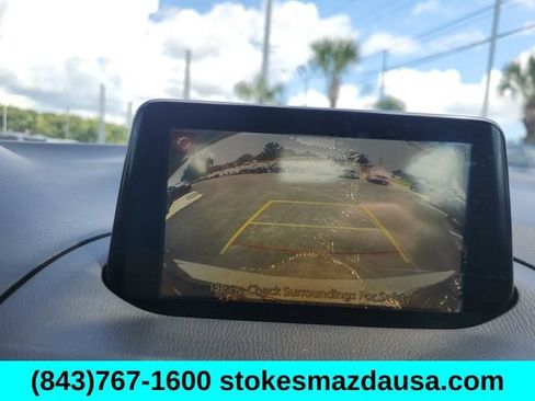 Used 2017 MAZDA MAZDA3 Touring FWD image 31