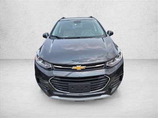 Used 2017 Chevrolet Trax LT w/ Sun & Sound Package FWD video 2