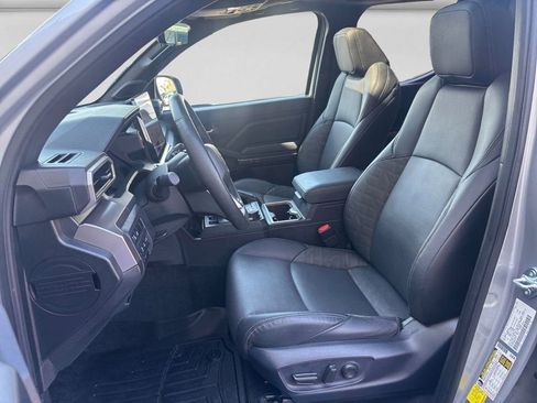 Used 2024 Toyota Tacoma TRD Off-Road w/ TRD Off Road Premium Package AWD/4WD image 10