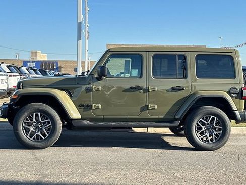 New 2026 Jeep Wrangler Unlimited Sahara AWD/4WD image 6