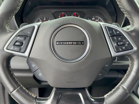 Certified 2021 Chevrolet Camaro LT RWD image 10