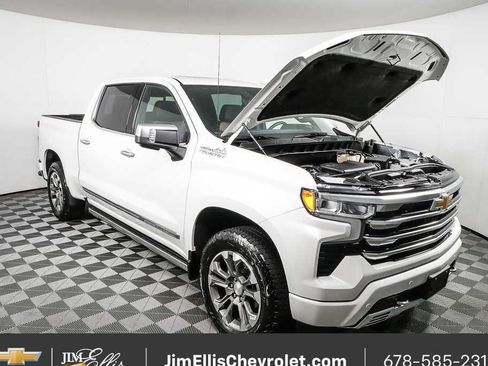 Certified 2024 Chevrolet Silverado 1500 High Country w/ Technology Package AWD/4WD image 33