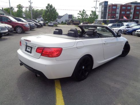 Used 2013 BMW 335i Convertible RWD image 23