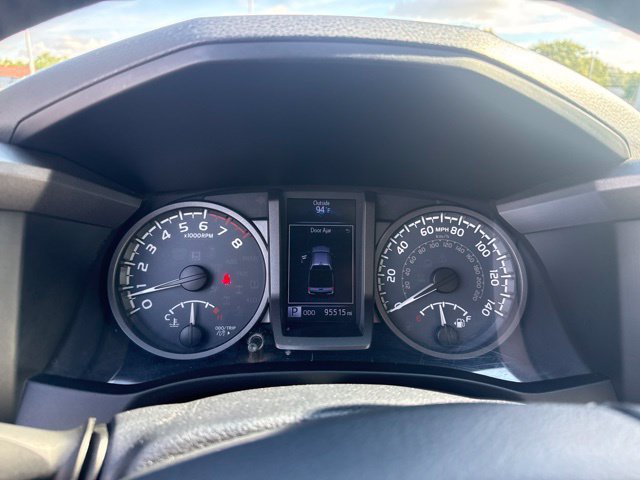 Used 2019 Toyota Tacoma TRD Off-Road AWD/4WD image 30