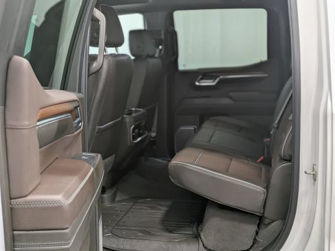 Used 2024 GMC Sierra 1500 Denali AWD/4WD image 23