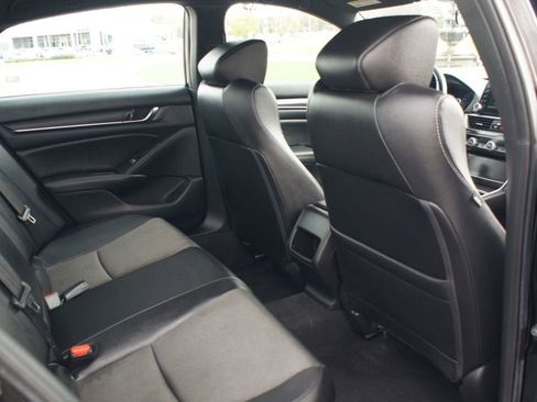 Used 2019 Honda Accord Sport image 21