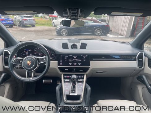 Used 2019 Porsche Cayenne S image 20