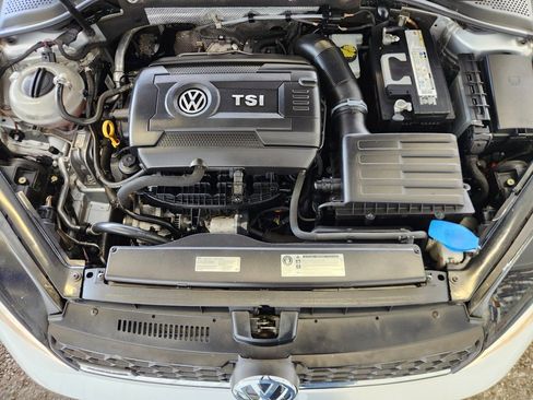 Used 2017 Volkswagen Golf Alltrack SEL image 12