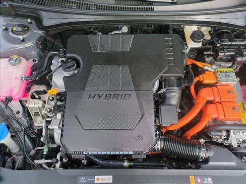 Certified 2024 Hyundai Elantra Limited image 23