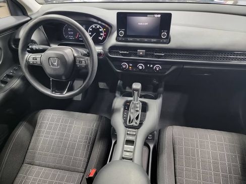 Certified 2023 Honda HR-V LX image 30