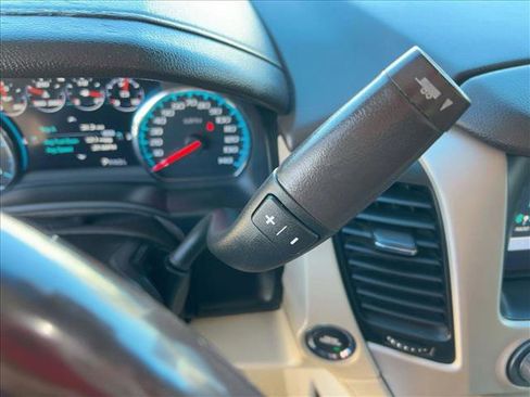 Used 2017 GMC Yukon Denali w/ Open Road Package image 12