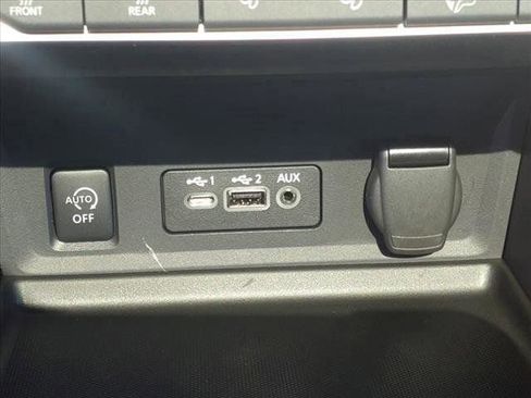 New 2025 Nissan Sentra SV w/ SV Premium Package image 17