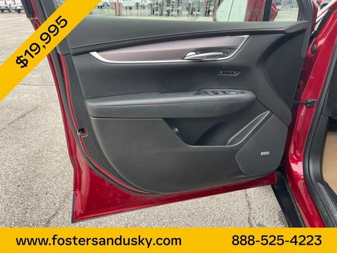 Used 2019 Cadillac XT5 Luxury FWD image 14