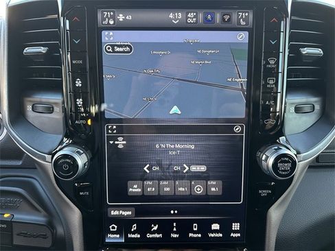 Used 2024 RAM 2500 Laramie w/ Towing Technology Group image 19