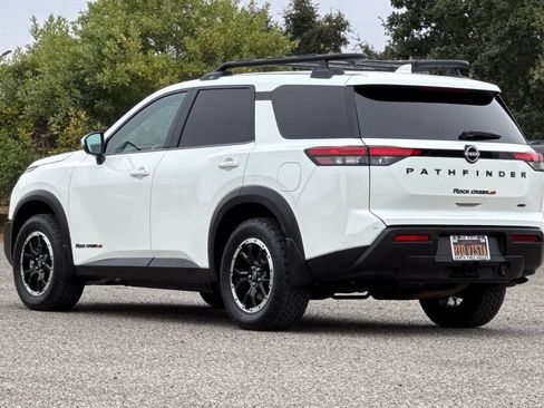 Used 2024 Nissan Pathfinder Rock Creek AWD/4WD image 6