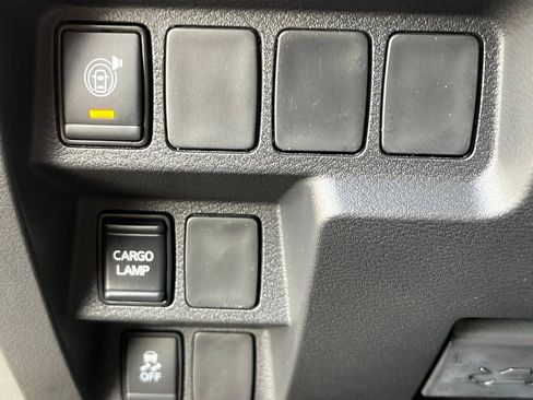 New 2026 Nissan Frontier S image 25