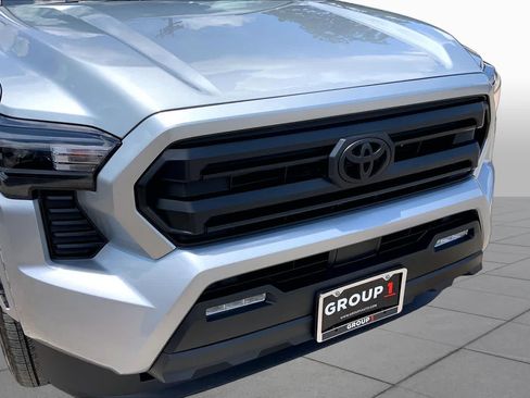 Used 2026 Toyota Tacoma SR5 AWD/4WD image 29