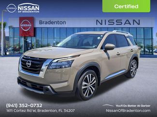 Certified 2025 Nissan Pathfinder Platinum AWD/4WD video 1