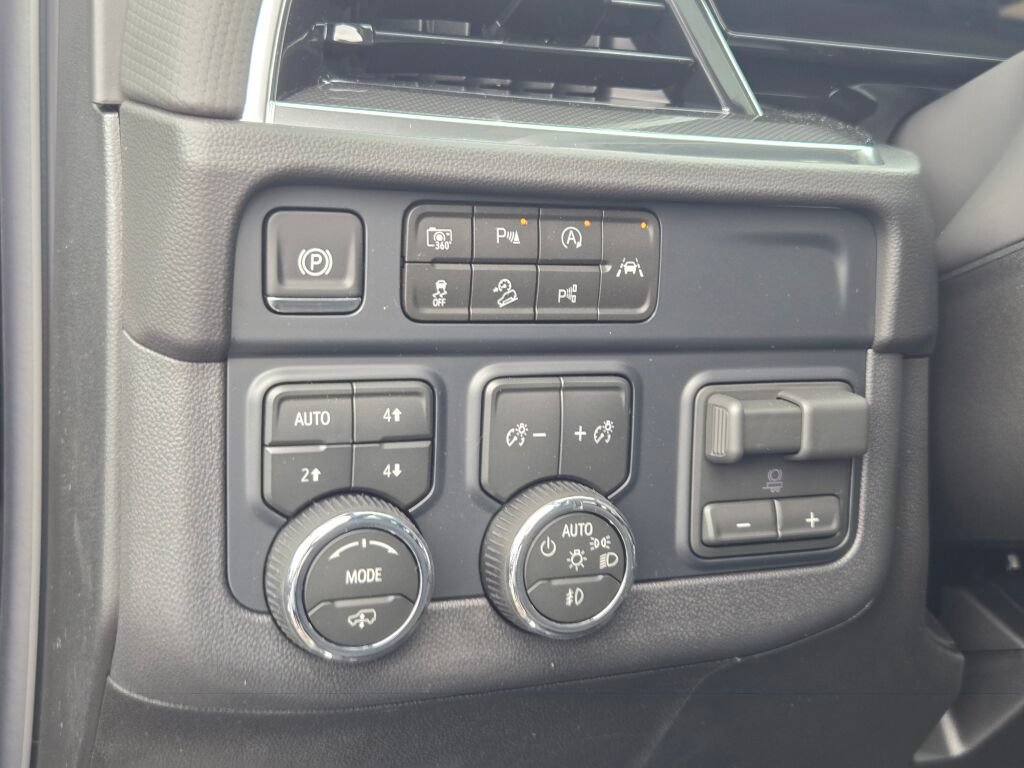 New 2026 Chevrolet Tahoe RST w/ RST Capability Package AWD/4WD image 28