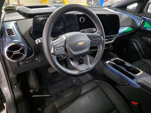 Used 2026 Chevrolet Equinox EV LT w/ Convenience Package II FWD image 24