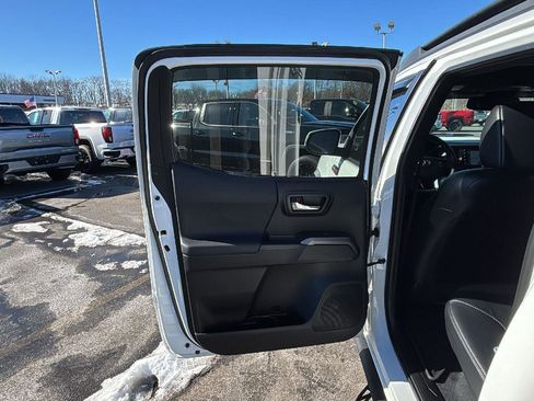 Used 2021 Toyota Tacoma TRD Pro image 30