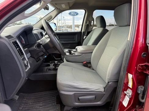 Used 2014 RAM 2500 Tradesman w/ Chrome Appearance Group image 19