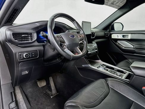 Used 2020 Ford Explorer ST w/ ST Street Pack AWD/4WD image 9