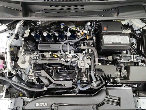 Certified 2025 Toyota Corolla SE image 30