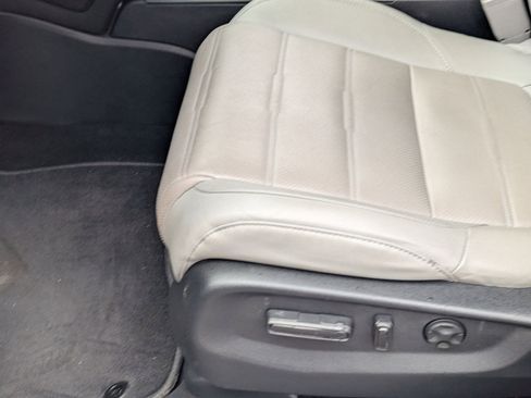 Used 2018 Honda CR-V EX-L image 19