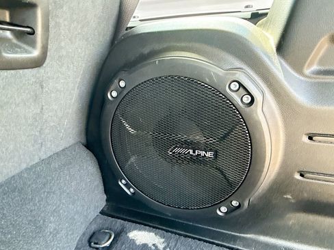 Used 2023 Jeep Wrangler Unlimited Sahara w/ Dual Top Group image 30