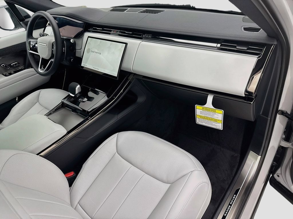 New 2026 Land Rover Range Rover Sport SE AWD/4WD image 16