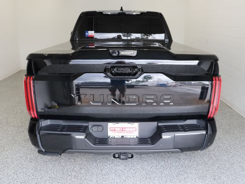Used 2023 Toyota Tundra Platinum w/ Advanced Package image 8