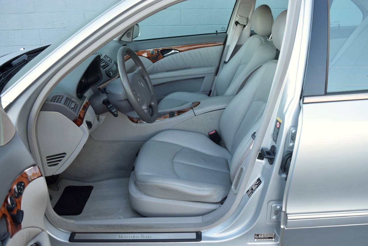Used 2004 Mercedes-Benz E 500 Sedan image 20