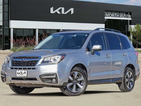 Used 2017 Subaru Forester 2.5i Limited image 1
