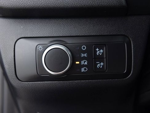 Used 2020 Ford Escape SE FWD image 36