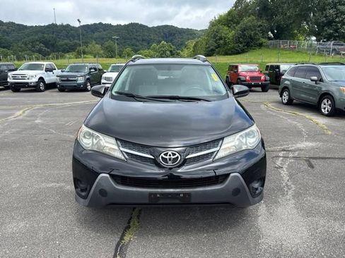 Used 2014 Toyota RAV4 LE FWD image 3