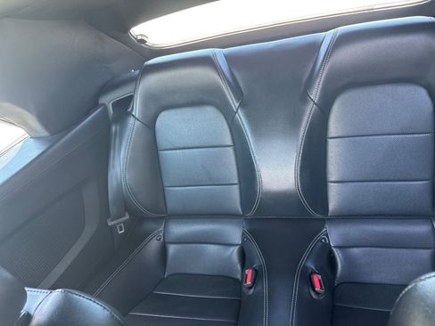 Used 2022 Ford Mustang Premium RWD image 10