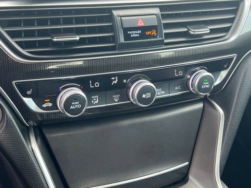 Used 2022 Honda Accord Sport image 27