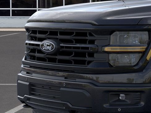 New 2025 Ford F150 XLT w/ Equipment Group 302A MID AWD/4WD image 39