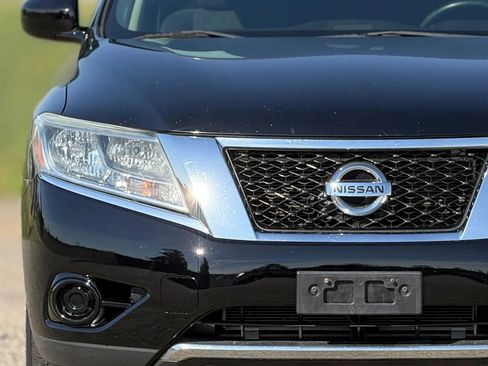 Used 2013 Nissan Pathfinder SV AWD/4WD image 11