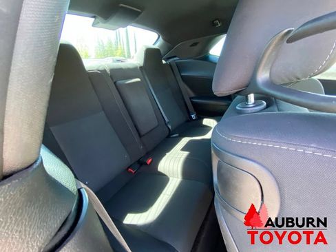 Used 2016 Dodge Challenger R/T Scat Pack w/ Driver Convenience Group RWD image 16