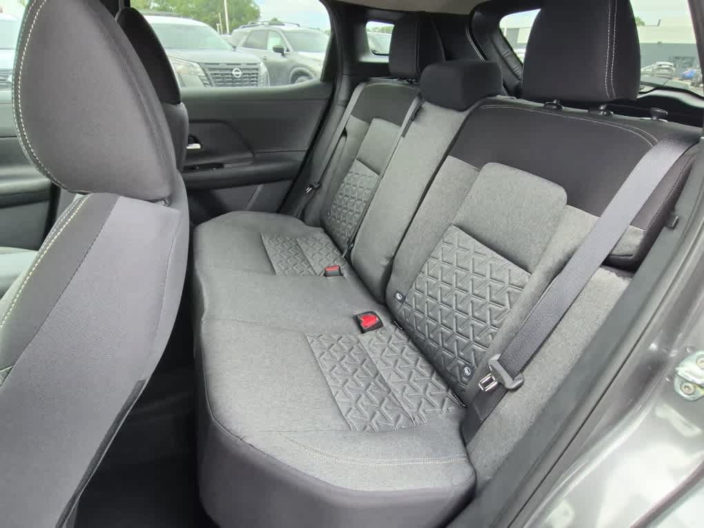 New 2027 Nissan Kicks SV AWD/4WD image 7