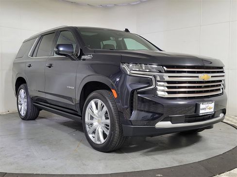 Used 2024 Chevrolet Tahoe High Country w/ Premium Package 2 image 10