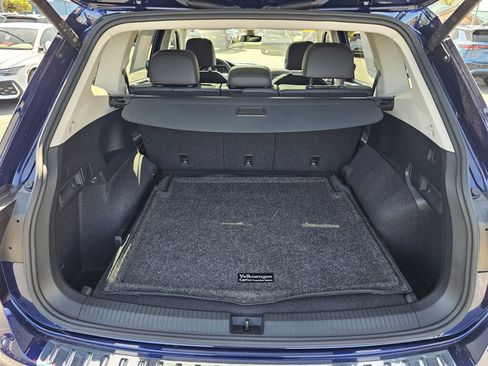 Certified 2024 Volkswagen Tiguan Wolfsburg Edition AWD/4WD image 29