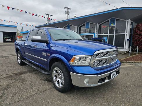 Used 2018 RAM 1500 Laramie w/ Convenience Group AWD/4WD image 1